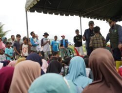 Kemenag, Baznas, dan LAZ Tembus Wilayah Terisolir Lubuk Siduk Salurkan Bantuan Banjir