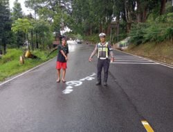 Hendak Mendahului, Truk Tabrak Motor di Ciloto Cianjur