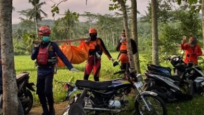 Korban Tenggelam di Sungai Cijampang Kecamatan Pagelaran Ditemukan Sejauh 14 Kilometer