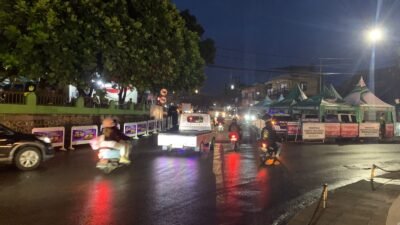Jelang Malam Pergantian Tahun, Kawasan Tugu Lampu Gentur Cianjur Ramai