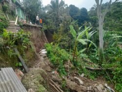 Pergerakan Tanah di Sukaresmi Masih Sering Terjadi, Relawan dan Warga Lakukan Siskamling
