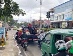 Arus Lalin Macet Akibat Perbaikan Jalan Siang Hari, Dinas PUTR Cianjur: Sifatnya Mendesak