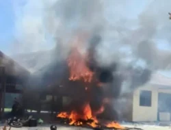 Polsek Muara Batang Gadis Madina Dibakar Massa, Dipicu Isu Dugaan Tangkap Lepas Bandar Narkoba