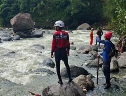 Hari Kedua, Tim SAR Gabungan Karawang-Cianjur Masih Cari Anak yang Terbawa Arus Sungai Cikundul