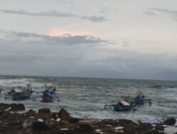 Cegah Wisatawan Tenggelam, Disbudpar Instruksikan Ini ke Pengelola Wisata Pantai di Selatan Cianjur