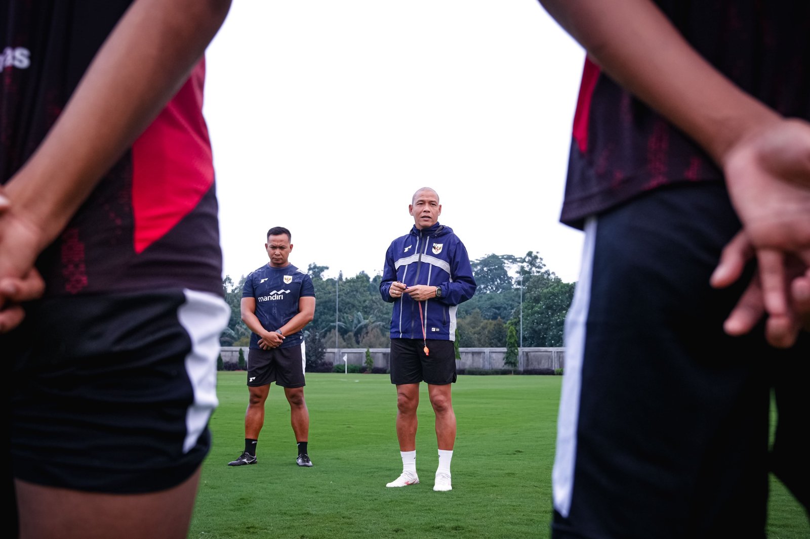 Pelatih Timnas U-20 Indonesia, Nova Arianto, melakukan seleksi pemain untuk Timnas U-20 melalui pemusatan latihan (TC) dalam dua gelombang.