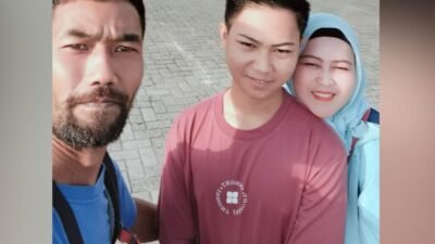 Perjuangan Ibu di Cianjur Mencari Anaknya yang Terdampak Bencana di Aceh Tamiang