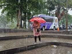 Peringatan Dini Curah Hujan Tinggi Dasarian I Desember 2025