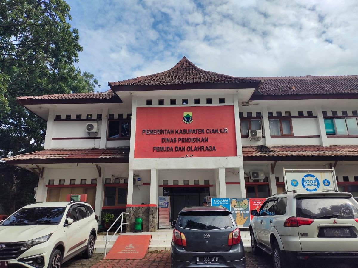 Dinas Pendidikan Pemuda dan Olahraga (Disdikpora) Kabupaten Cianjur di Jalan Perintis Kemerdekaan. (Foto: Dok.CIANJUR EKSPRES)