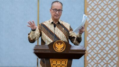 Menteri Perindustrian, Agus Gumiwang Kartasasmita