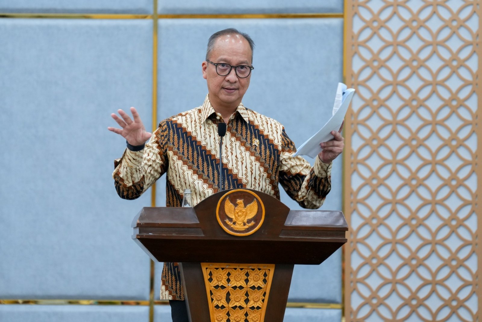 Menteri Perindustrian, Agus Gumiwang Kartasasmita