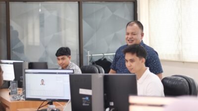 Kantor Imigrasi Kelas III Non TPI Cianjur melaksanakan kegiatan Layanan Paspor Simpatik dalam rangka memperingati Hari Bakti Imigrasi ke-76, Sabtu 24 Januari 2026.