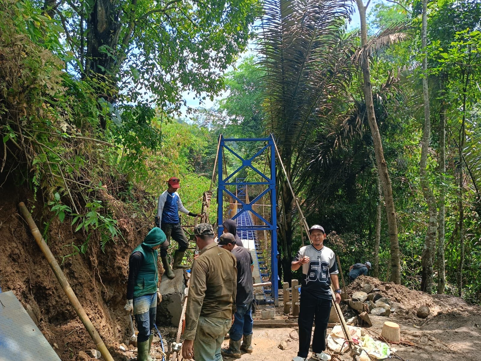 Jembatan Gantung Leuwi Jurig