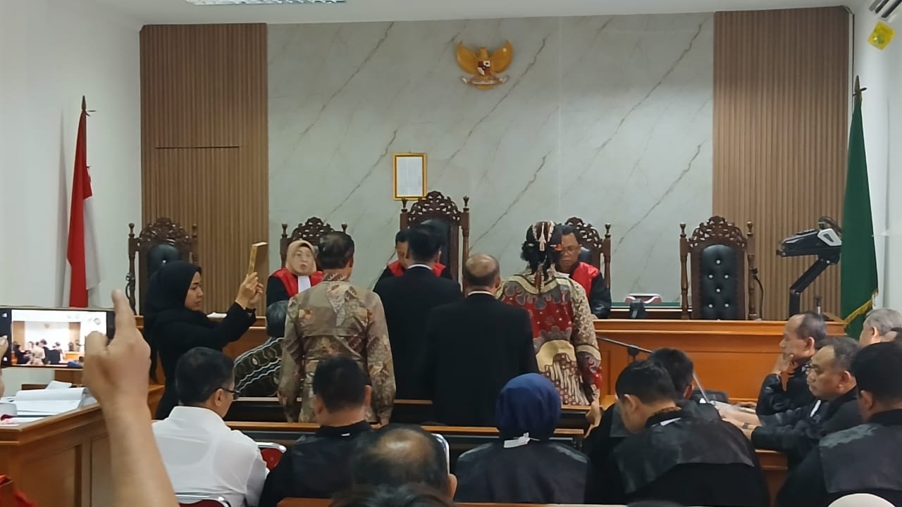 Sidang Kasus Dugaan Korupsi Proyek PJU Cianjur