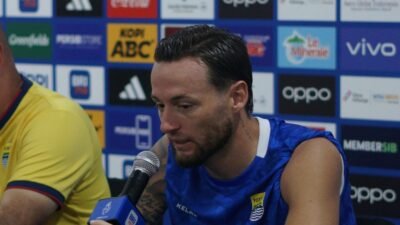 Marc Klok Sebut Laga PERSIB vs Persija Sarat Gengsi dan Harga Diri