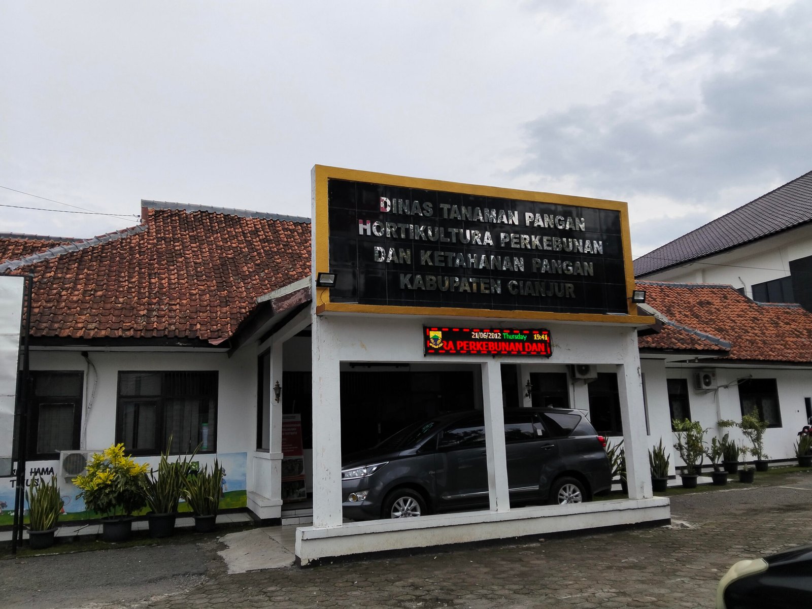 Dinas Tanaman Pangan, Hortikultura, Perkebunan, dan Ketahanan Pangan (DTPHPKP) Kabupaten Cianjur.(Cianjur Ekspres/Moch Nursidin)