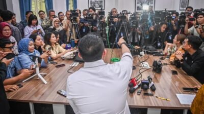 Seskab Bantah MBG Kurangi Program dan Anggaran Pendidikan