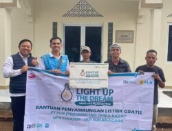 PLN Cianjur Nyalakan Harapan Lewat Light Up The Dream untuk Masjid Jami Tijanul Huda