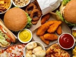 Penyebab Anak Susah Makan Nasi dan Cara Mengatasinya
