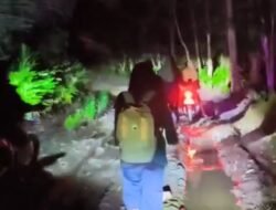 Kondisi Darurat Akibat Jalan Rusak, Seorang Ibu Muda di Cianjur Melahirkan di Rumah Warga