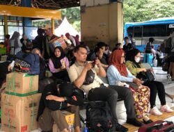 Tips Menggunakan Kendaraan Umum Agar Perjalanan Nyaman dan Selamat