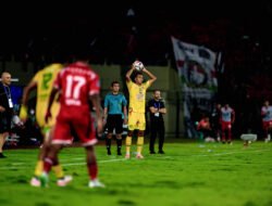 Koko Ari Berpeluang Starter Saat Persebaya Hadapi Borneo FC di Stadion