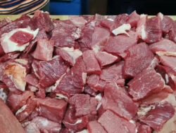 Harga Daging Hari Ini Terbaru, Daging Sapi dan Ayam Masih Stabil di Pasaran
