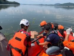 Dua Pengendara Motor Terperosok dan Hanyut Terbawa Arus Deras Drainase di Cianjur Ditemukan Meninggal Dunia