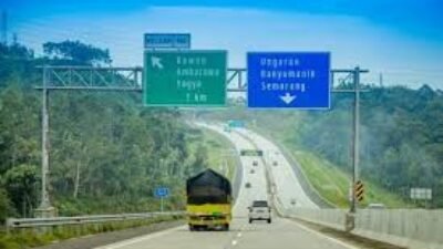 Penting Diketahui, Ini Arti Rambu Lalu Lintas di Jalan Tol