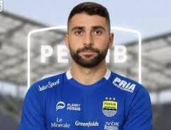 Frans Putros Siap Tampil Maksimal Hadapi Borneo FC