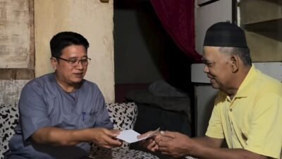 DLH Cianjur Kunjungi Kediaman Penarik Becak Tertimpa Musibah Pohon Tumbang