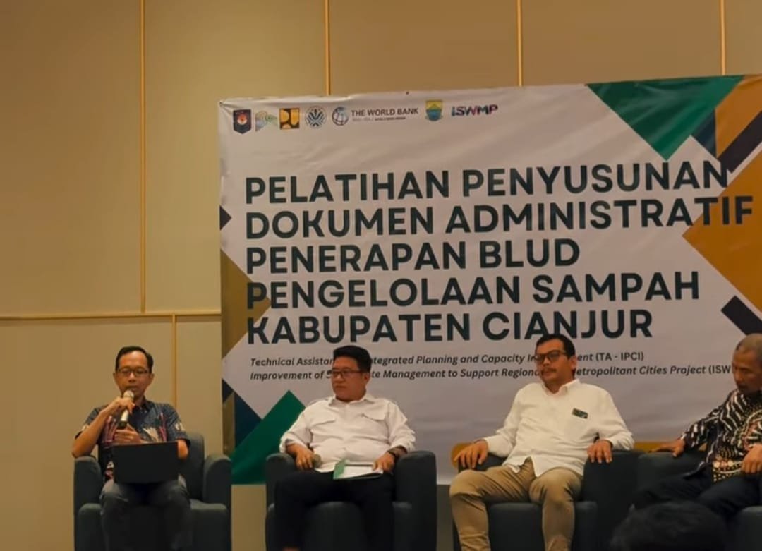 Perkuat Tata Kelola Persampahan, DLH Cianjur Gelar Pelatihan Penyusunan Dokumen Administratif BLUD