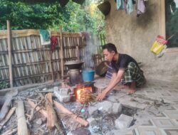 Gas Elpiji 3 Kg Langka, Warga Terpaksa Masak Pakai Kayu Bakar