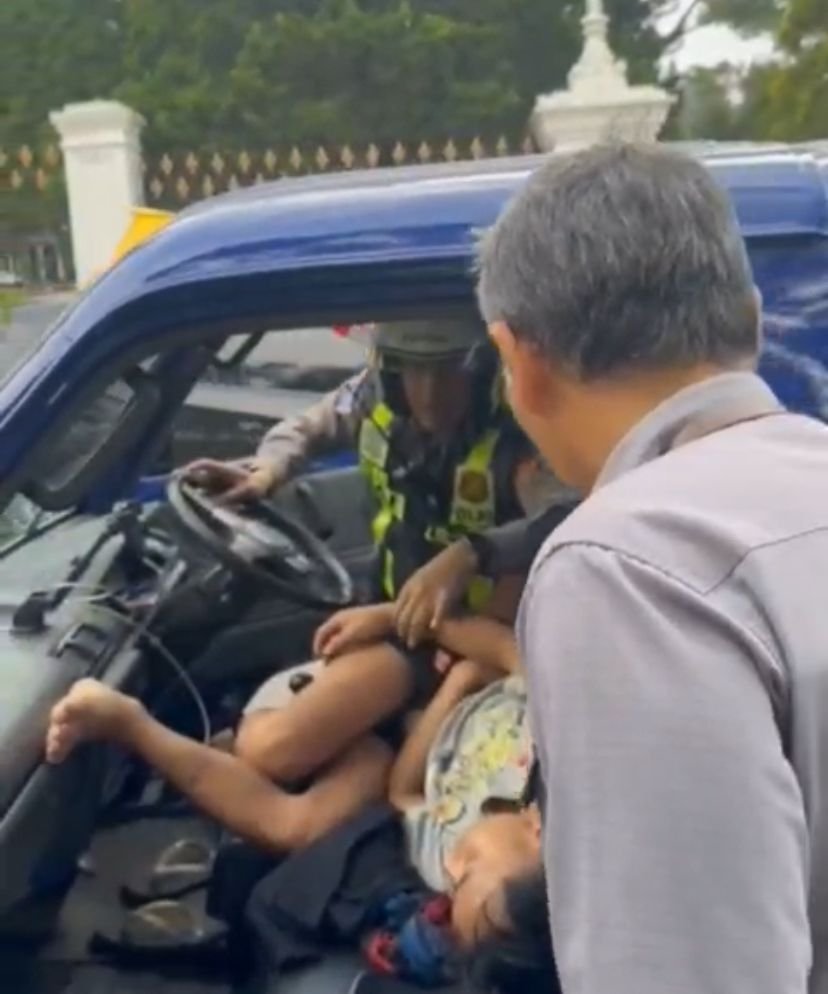 Sopir Pikap Pingsan di Jalur Puncak Cianjur, Sempat Picu Kemacetan Saat Arus Mudik