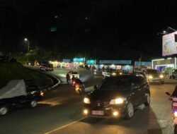 Jalur Puncak-Cianjur Sempat Padat, Polisi Lakukan Rekayasa Lalin 
