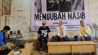 diskusi publik