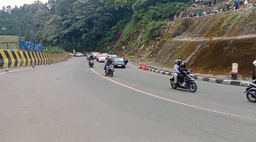 H+5 Arus Balik Lebaran di Kawasan Puncak Cianjur Masih Ramai
