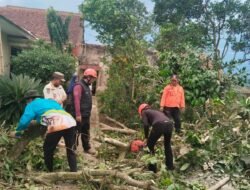 Ratusan Rumah di Haurwangi Cianjur Rusak Usai Diterjang Hujan Deras Disertai Angin Kencang
