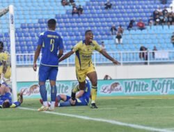 Jadwal PERSIB vs Arema FC Dimajukan, Kick-Off Kini Pukul 15.30 WIB