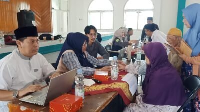 Calon Jemaah Haji Cianjur Jalani Pemeriksaan Kesehatan