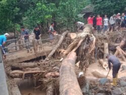 Puluhan Rumah Terdampak Banjir-Longsor di Cibeber dan Campaka, BPBD Cianjur Koordinasi dengan Dinas Terkait