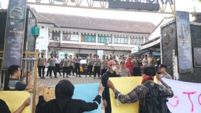 Aksi Mahasiswa Guncang Disdik Cianjur, Desak Usut Dugaan Pungli dan Ketertutupan Anggaran