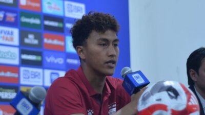 Fitrah Maulana Tetap Optimistis Meski PERSIB Ditahan Imbang Arema FC
