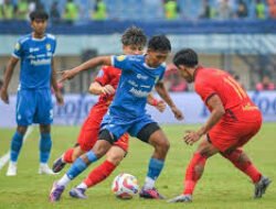 Kapan Persib vs Persija Tanding? Ini Jadwal Lengkapnya