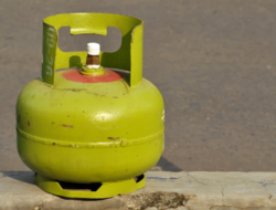 Pertamina Tegaskan Gas Elpiji 3 Kg Tak Boleh Digunakan untuk MBG