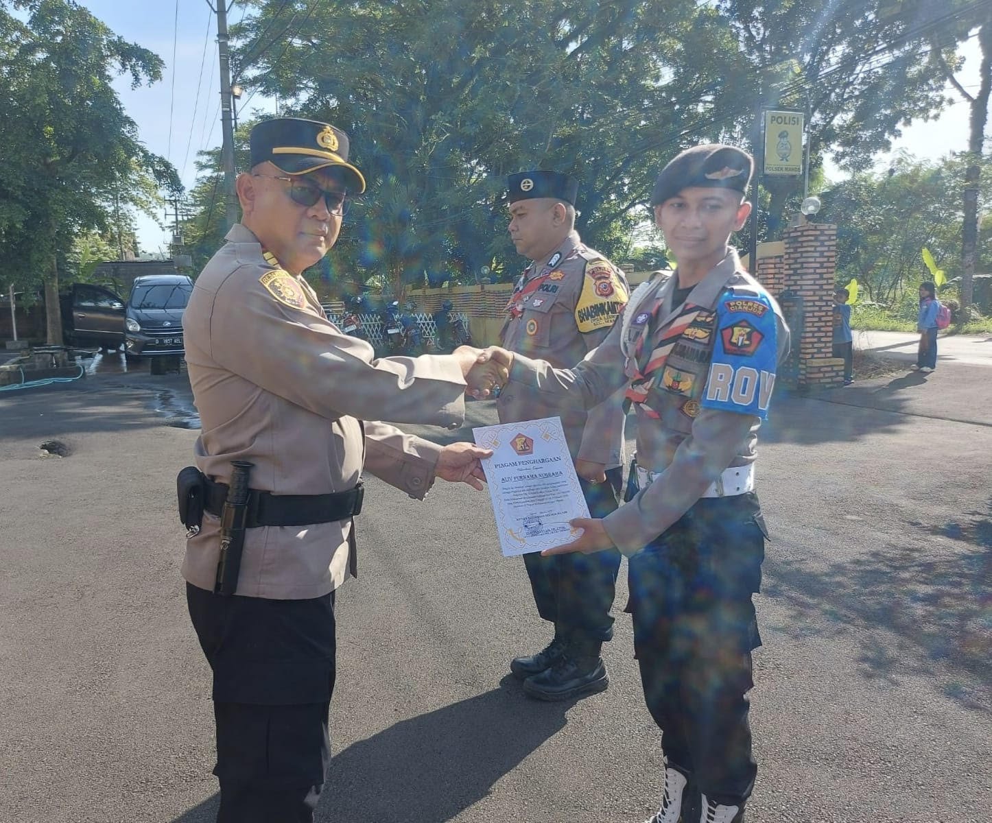 Polsek Mande Apresiasi Pramuka Saka Bhayangkara Bantu Pengamanan Lebaran