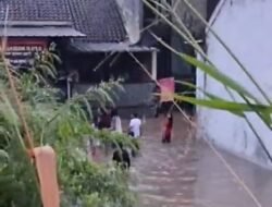 Hujan Deras Guyur Karangtengah, Rumah Warga Terendam Banjir