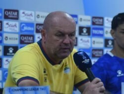 Usai Antar PERSIB Hattrick Juara, Bojan Hodak Resmi Digantikan Igor Tolic
