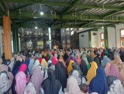 Ratusan Jemaah Antusias Hadiri Tabligh Akbar di Masjid Miftahussa’adah Cibeber