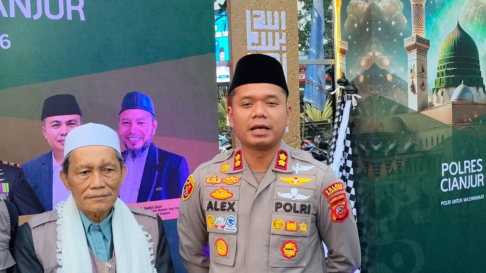 Kapolres Cianjur AKBP Alexander Yurikho Hadi